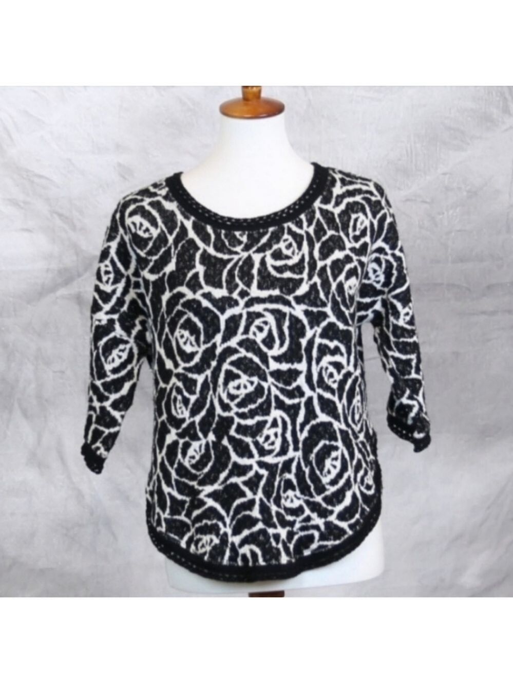 Anthropologie Moth rose print sweater S